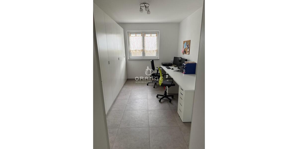 Einfamilienhaus Langquaid - 8 Zimmer, 260 m&sup2;, 2.000&euro; | Angebot:23861895