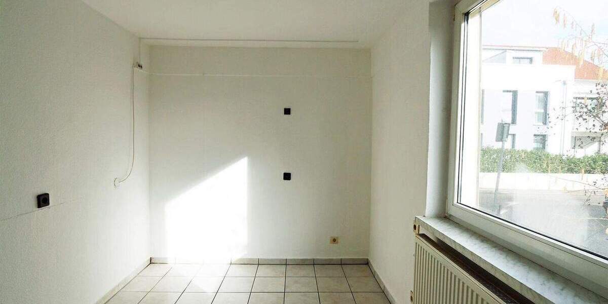 Doppelhaushälfte Vaihingen an der Enz - 4 Zimmer, 90 m&sup2;, 960&euro; | Angebot:25117023