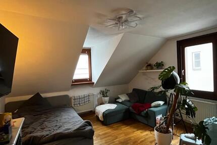 Schönes WG-Zimmer mit Büro 2 zimmer