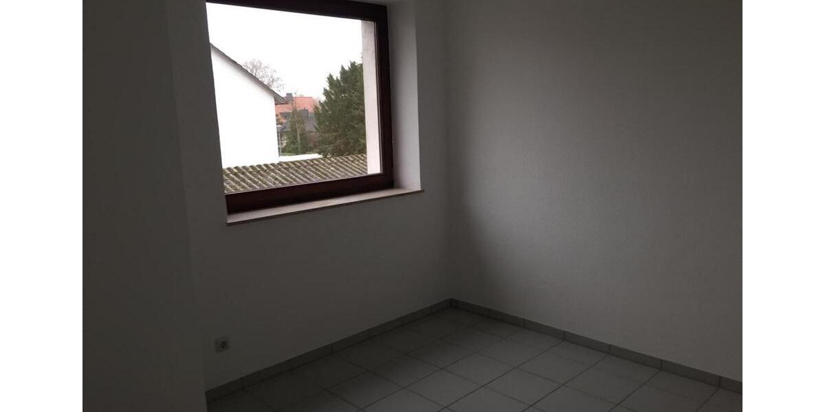 Maisonettenwohnung Bad Oeynhausen Rehme - 3 Zimmer, 85 m&sup2;, 680&euro; | Angebot:25960386