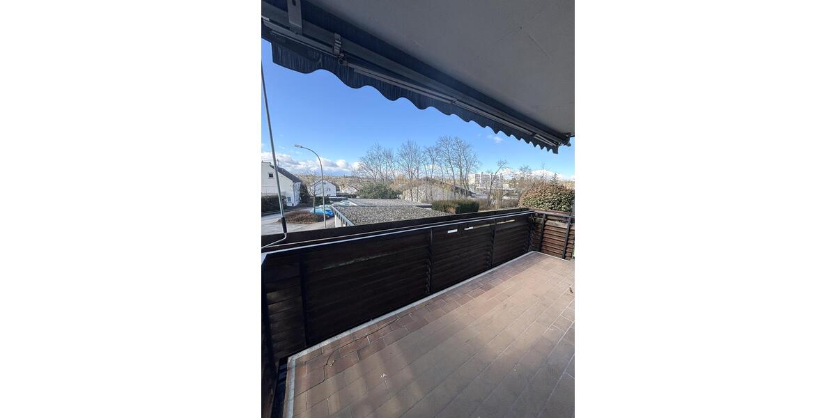 Etagenwohnung Ludwigsburg Hoheneck - 5.5 Zimmer, 135 m&sup2;, 1.930&euro; | Angebot:25127713