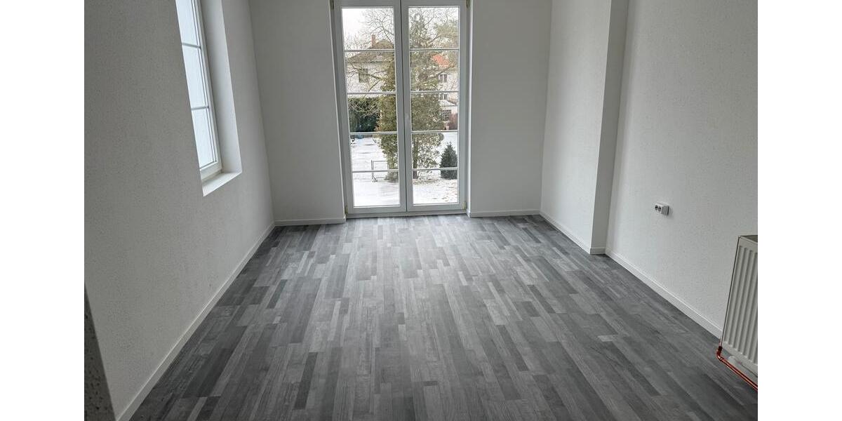 Einfamilienhaus Berlin Reinickendorf - 3 Zimmer, 150 m&sup2;, 2.800&euro; | Angebot:25178278