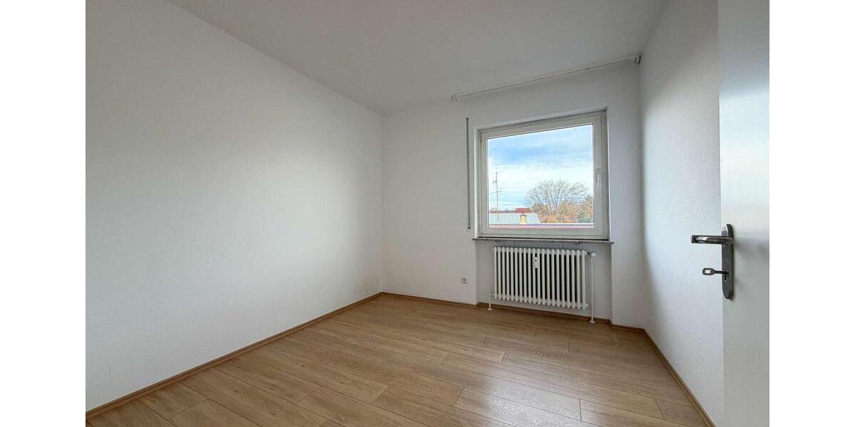 Moderne 4,5-Zi.-Penthousewohnung mit XXL-Sonnenterrasse und Einzelgarage in Ostfildern-Nellingen!*** 4 zimmer