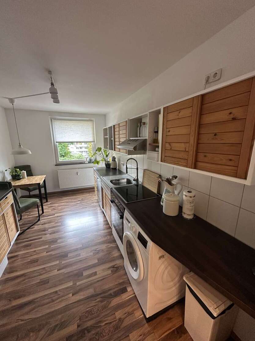 Wohnung zum Mieten in Duisburg 670 € 78 m² 3 zimmer