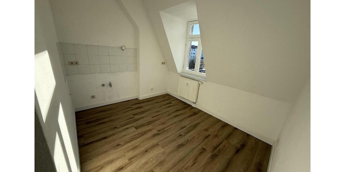Dachgeschoßwohnung Dresden Cotta - 3 Zimmer, 70 m&sup2;, 890&euro; | Angebot:26662733