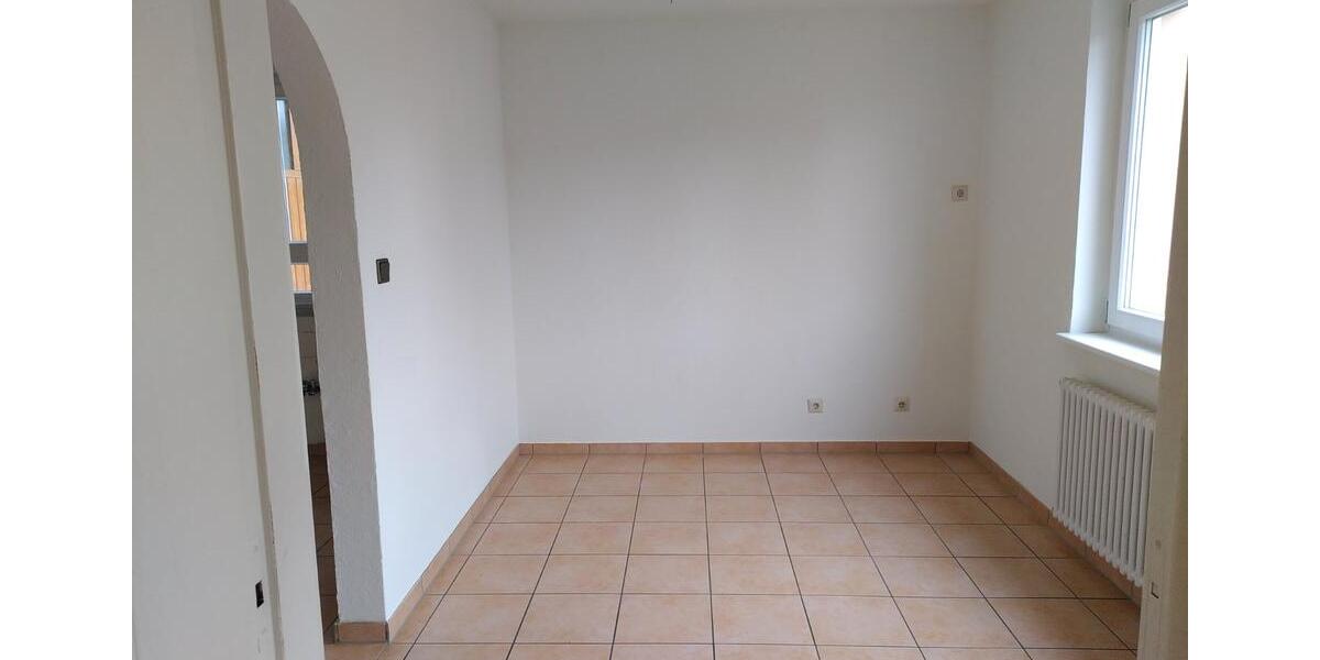 Etagenwohnung Vogtsburg im Kaiserstuhl - 4 Zimmer, 80 m&sup2;, 1.100&euro; | Angebot:26033413