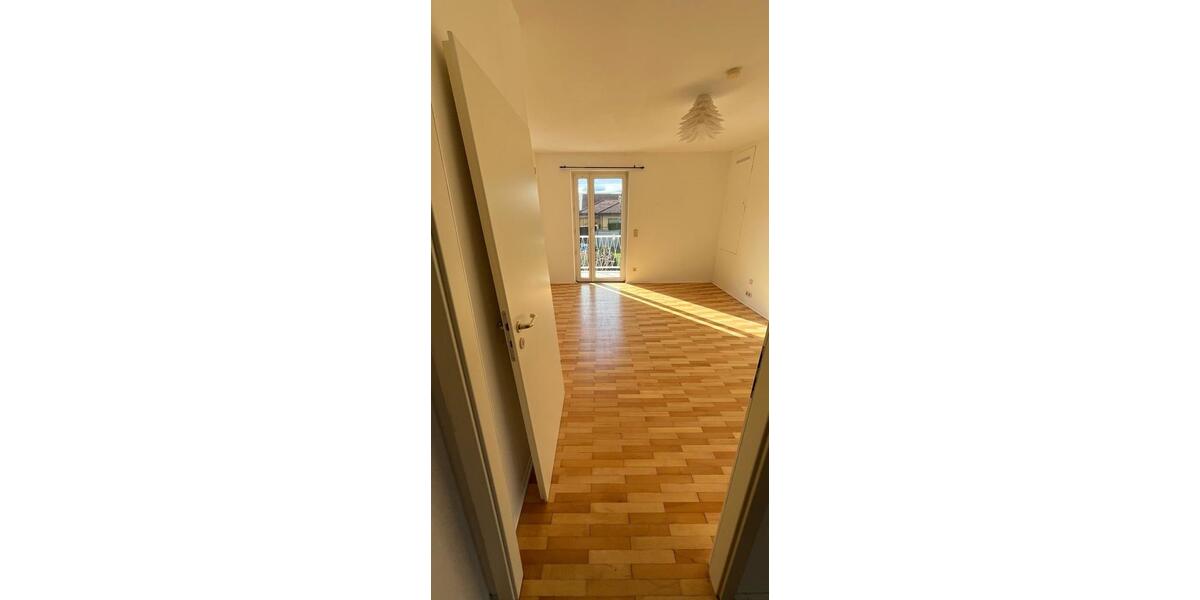 Etagenwohnung Völklingen - 2 Zimmer, 55 m&sup2;, 430&euro; | Angebot:26696398