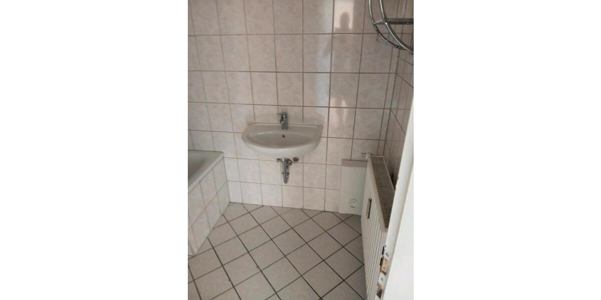 Dachgeschoßwohnung Quedlinburg Gernrode - 2 Zimmer, 60 m&sup2;, 600&euro; | Angebot:24593140
