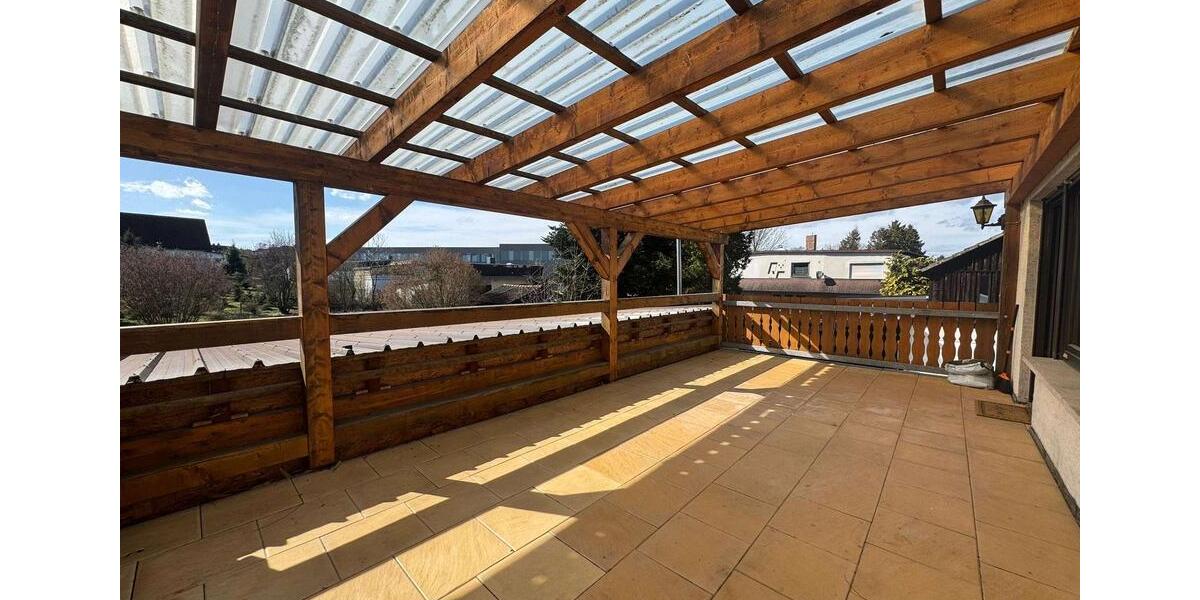 Erdgeschoßwohnung Weidhausen bei Coburg - 3.5 Zimmer, 115 m&sup2;, 850&euro; | Angebot:25841288