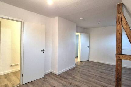 TOLLE UND GEMÜTLICHE Dachgeschoßwohnung!