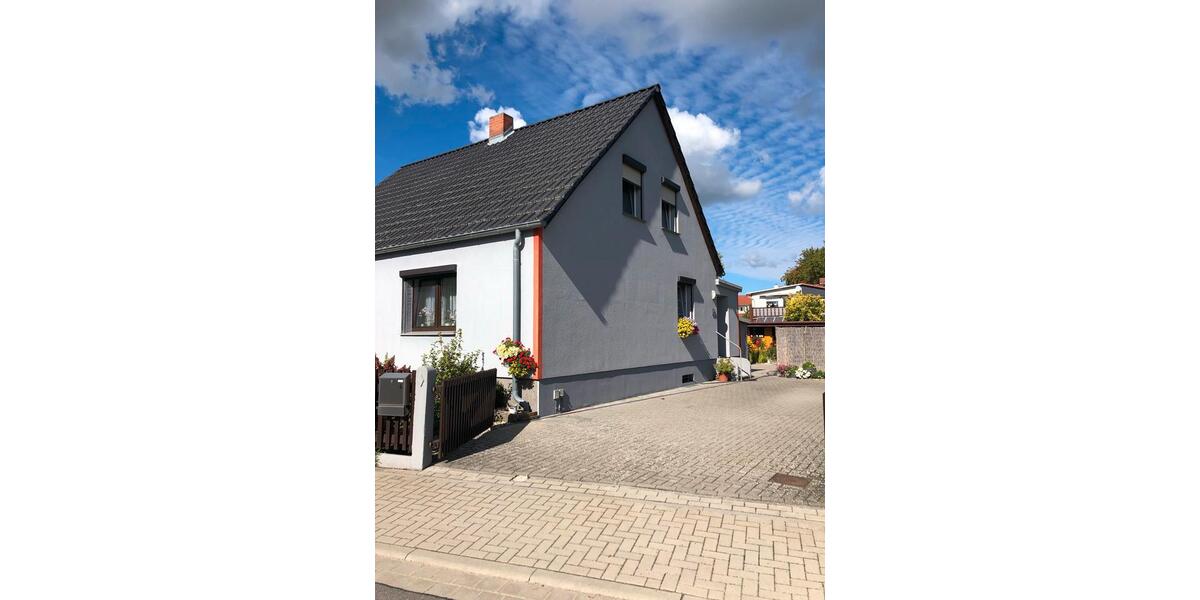 Doppelhaushälfte Salzwedel - 4 Zimmer, 85 m&sup2;, 700&euro; | Angebot:26344919