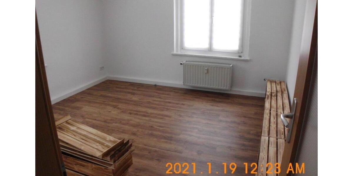 Etagenwohnung Hohenstein-Ernstthal Ernstthal - 4 Zimmer, 74 m&sup2;, 380&euro; | Angebot:17816920