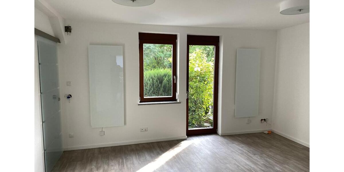 Erdgeschoßwohnung Coburg - 2 Zimmer, 60 m&sup2;, 660&euro; | Angebot:25767093