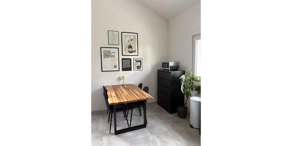 Etagenwohnung Fürth - 2 Zimmer, 70 m&sup2;, 700&euro; | Angebot:26652249