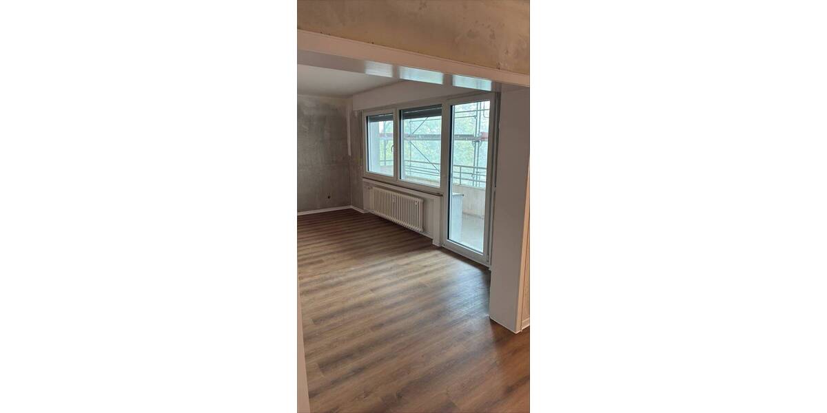 Etagenwohnung Wiesbaden Klarenthal - 3 Zimmer, 106 m&sup2;, 1.195&euro; | Angebot:26695557