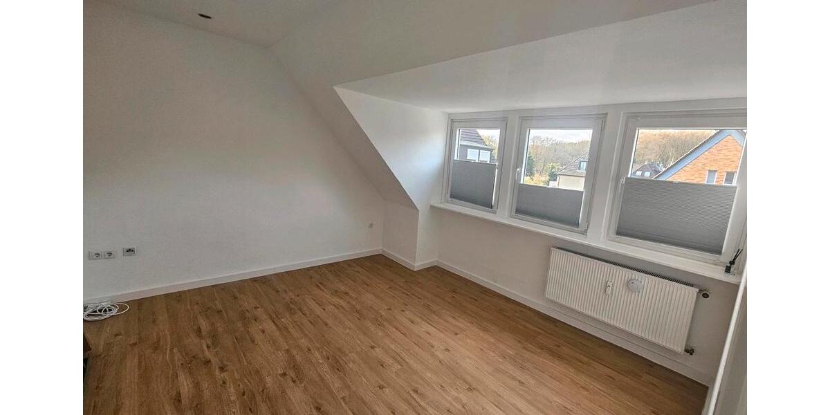 Dachgeschoßwohnung Dortmund Bövinghausen - 2.5 Zimmer, 55 m&sup2;, 480&euro; | Angebot:26030037