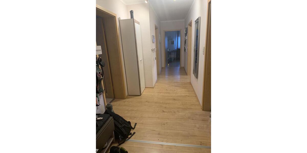 Etagenwohnung Blomberg - 3 Zimmer, 92 m&sup2;, 620&euro; | Angebot:26531294
