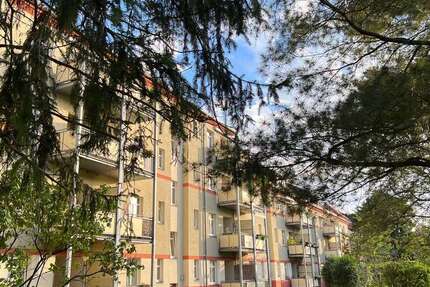 Wohnung zum Mieten in Dresden 385 € 52.4 m²