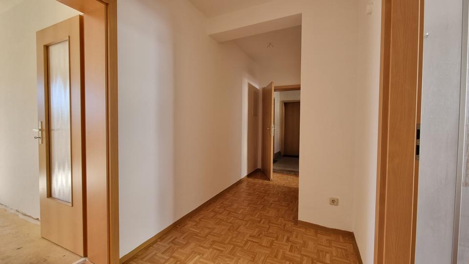 Etagenwohnung Schleiz - 2 Zimmer, 46 m&sup2;, 320&euro; | Angebot:26264395