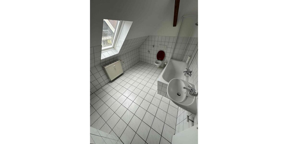 Dachgeschoßwohnung Plauen Altstadt - 1.5 Zimmer, 41 m&sup2;, 208&euro; | Angebot:26422132