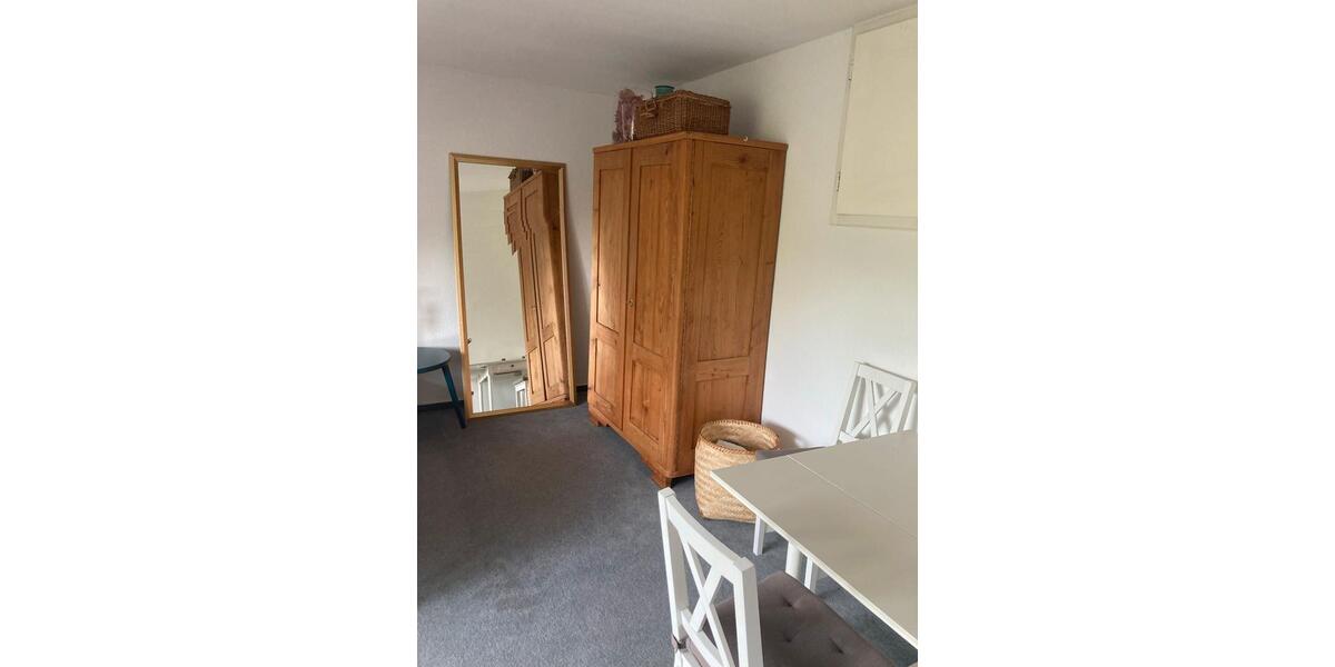 Etagenwohnung Blomberg - 1 Zimmer, 18 m&sup2;, 32&euro; | Angebot:25841726