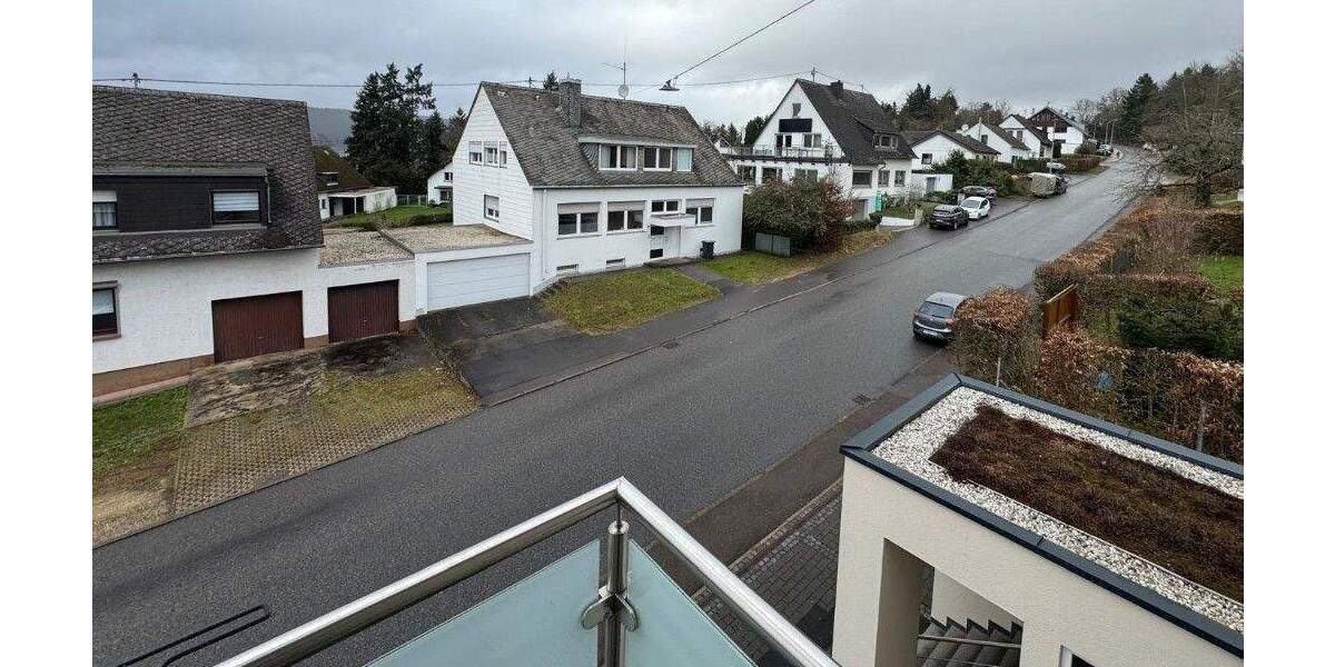 Etagenwohnung Trier Ruwer - 3 Zimmer, 80 m&sup2;, 925&euro; | Angebot:25776613