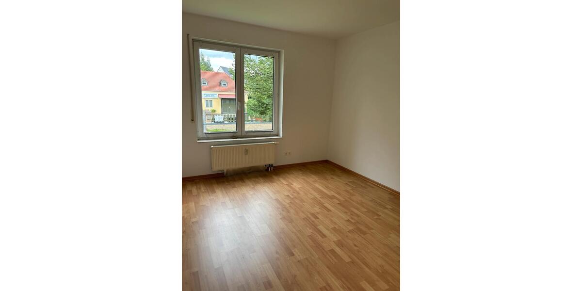 Etagenwohnung Stolpen - 3 Zimmer, 90 m&sup2;, 750&euro; | Angebot:25994643
