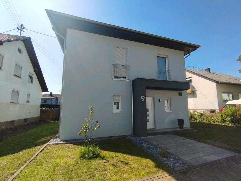 Neuwertiges EFH zu mieten