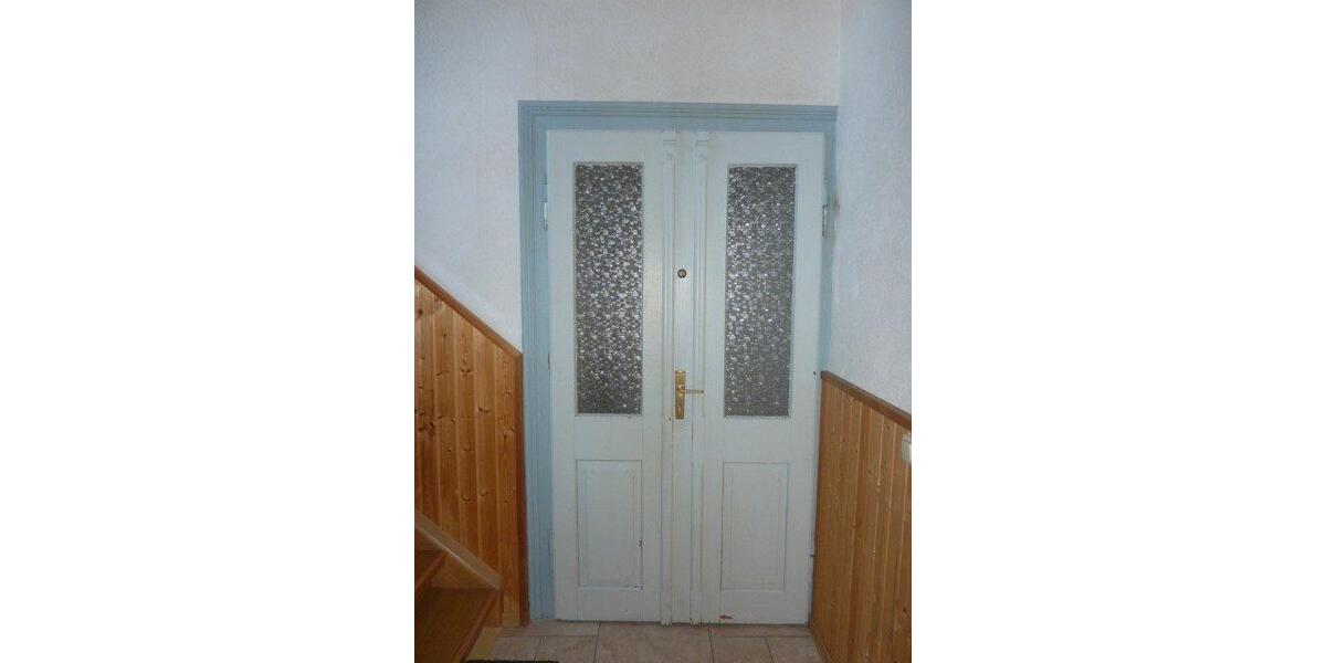 Etagenwohnung Hartha - 2 Zimmer, 55 m&sup2;, 302&euro; | Angebot:26124005