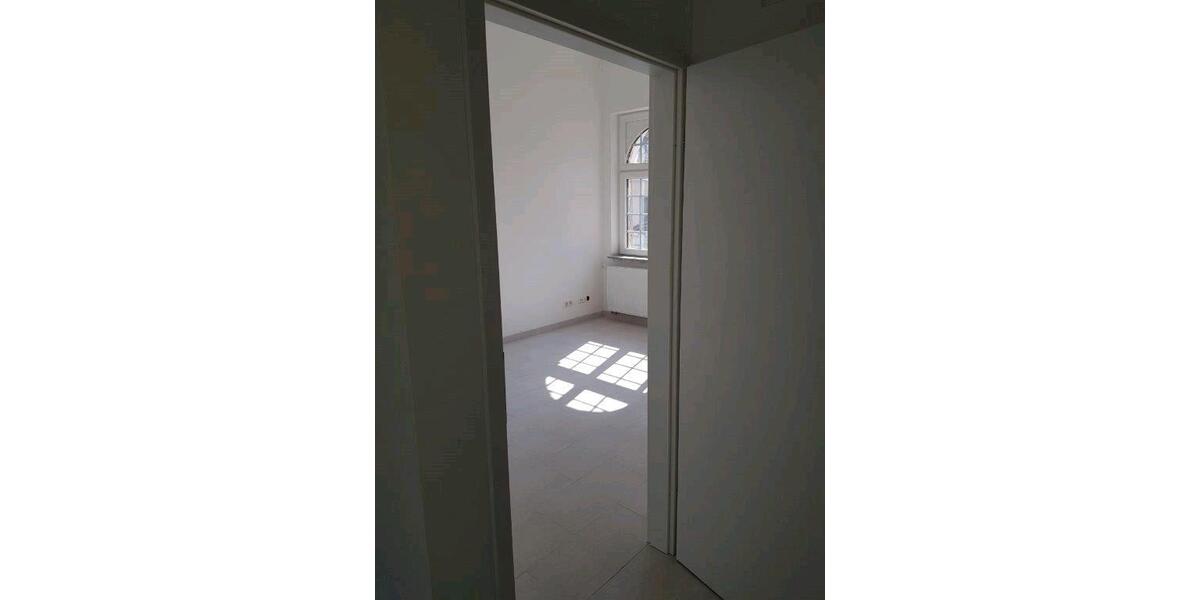 Erdgeschoßwohnung Donaueschingen - 3 Zimmer, 85 m&sup2;, 850&euro; | Angebot:26248956