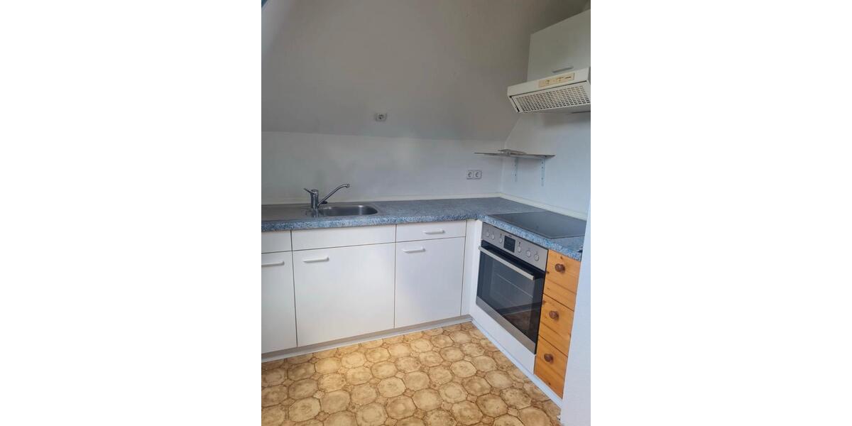 Dachgeschoßwohnung Barlt - 1 Zimmer, 47 m&sup2;, 320&euro; | Angebot:26310557