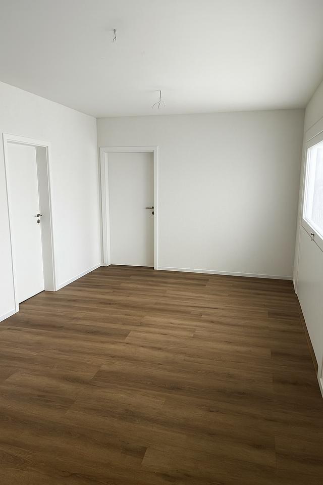 Frisch renovierte 4-Zimmer Wohnung mit Balkon [VAC-12920]
