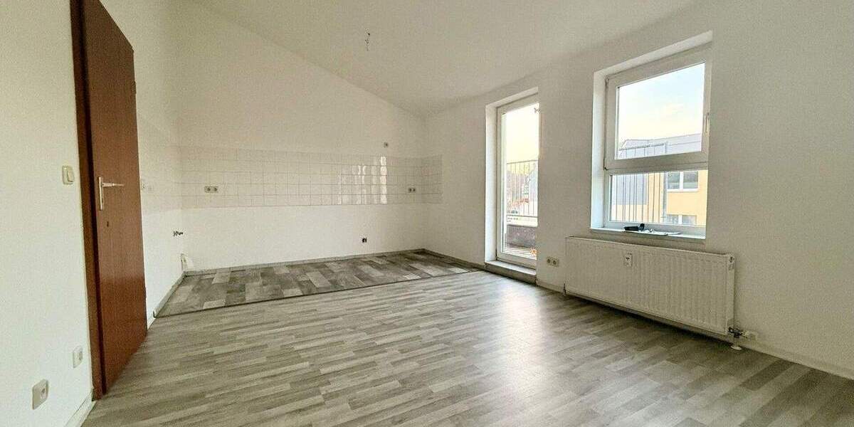 Etagenwohnung Crimmitschau - 2 Zimmer, 42 m&sup2;, 290&euro; | Angebot:23950890
