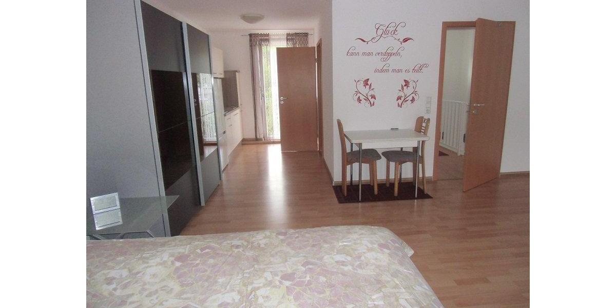 Wohnen auf Zeit Pfinztal - 1 Zimmer, 47 m&sup2;, 800&euro; | Angebot:25982083
