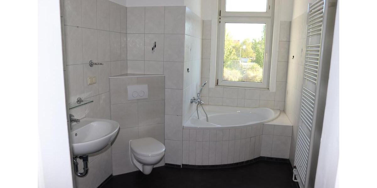 Etagenwohnung Mühlhausen (Thüringen) - 3 Zimmer, 100 m&sup2;, 595&euro; | Angebot:26380933