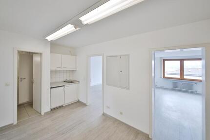 Top-Lage: 75 m² große Büroräume direkt in der Pforzheimer Innenstadt zimmer