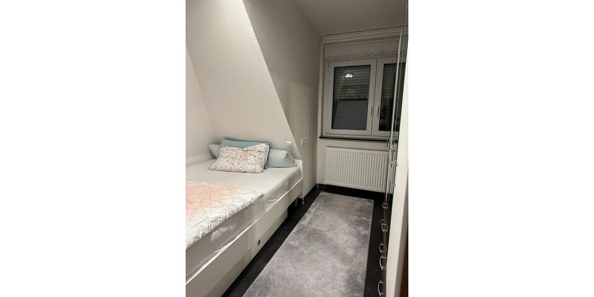 Dachgeschoßwohnung Kornwestheim - 1 Zimmer, 55 m&sup2;, 1.050&euro; | Angebot:26591988
