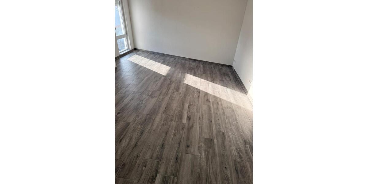 Erdgeschoßwohnung Villingen-Schwenningen Schwenningen - 4 Zimmer, 128 m&sup2;, 1.500&euro; | Angebot:26023737