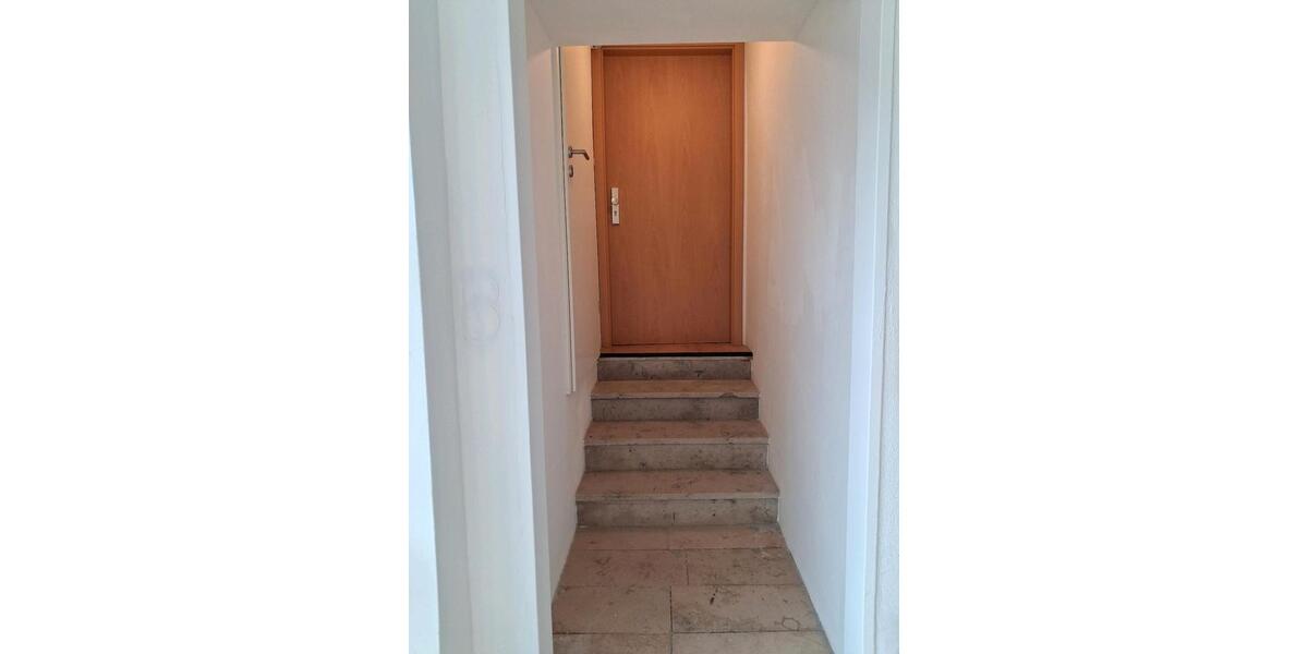 Etagenwohnung Neustadt an der Waldnaab - 5 Zimmer, 110 m&sup2;, 1.200&euro; | Angebot:26253658