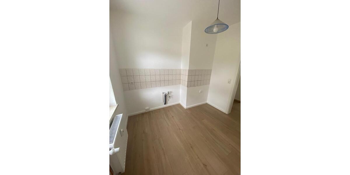 Etagenwohnung Braunsbedra - 2 Zimmer, 57 m&sup2;, 320&euro; | Angebot:26532181