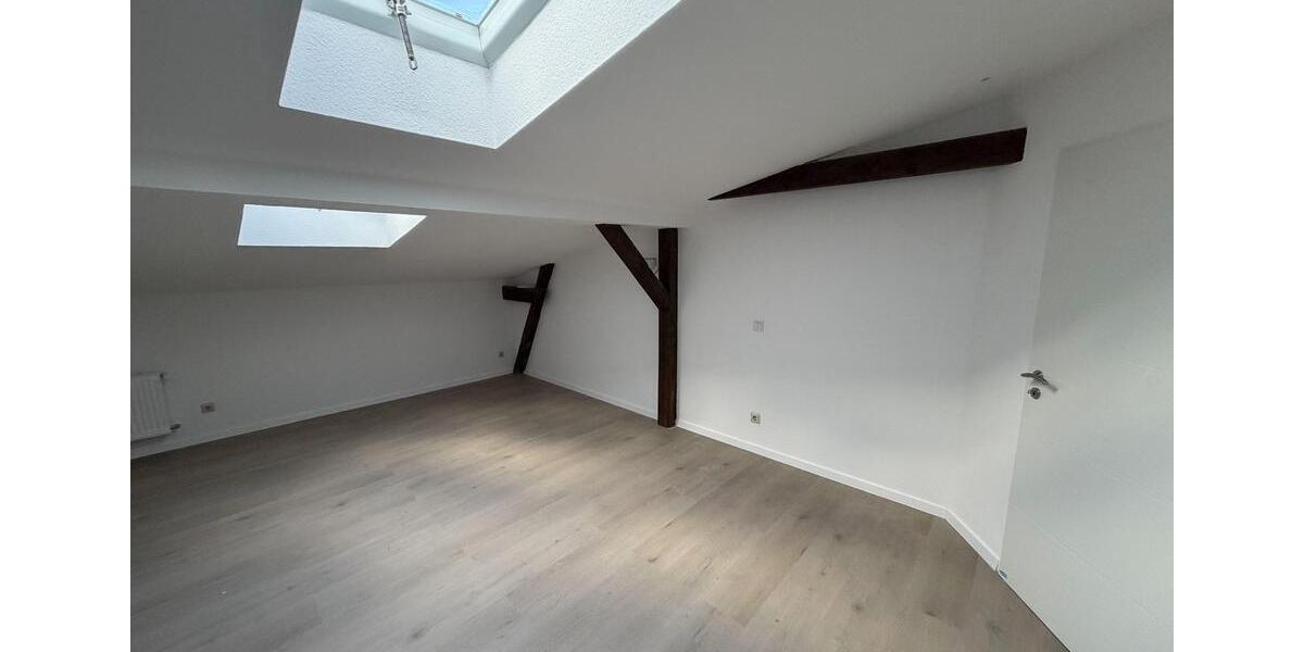 Dachgeschoßwohnung Eberswalde - 3 Zimmer, 85 m&sup2;, 935&euro; | Angebot:26038830