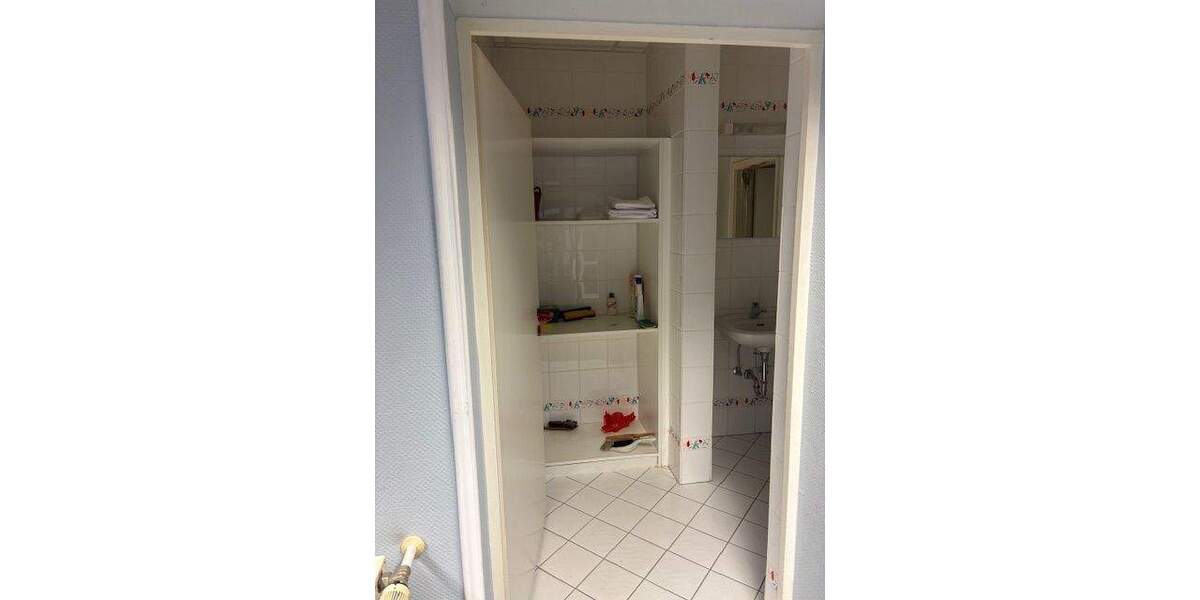 Gewerbeobjekt Bad Dürkheim - 4 Zimmer, 90 m&sup2;, 1.170&euro; | Angebot:25525373