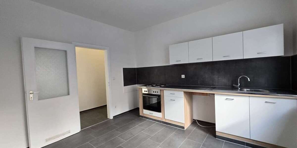 Etagenwohnung Pforzheim Innenstadt - 2 Zimmer, 66 m&sup2;, 662&euro; | Angebot:25306180