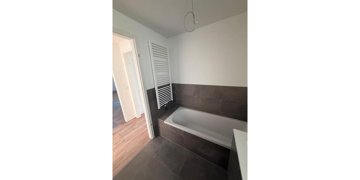 Etagenwohnung Pfedelbach - 3 Zimmer, 73 m&sup2;, 1.160&euro; | Angebot:26007798