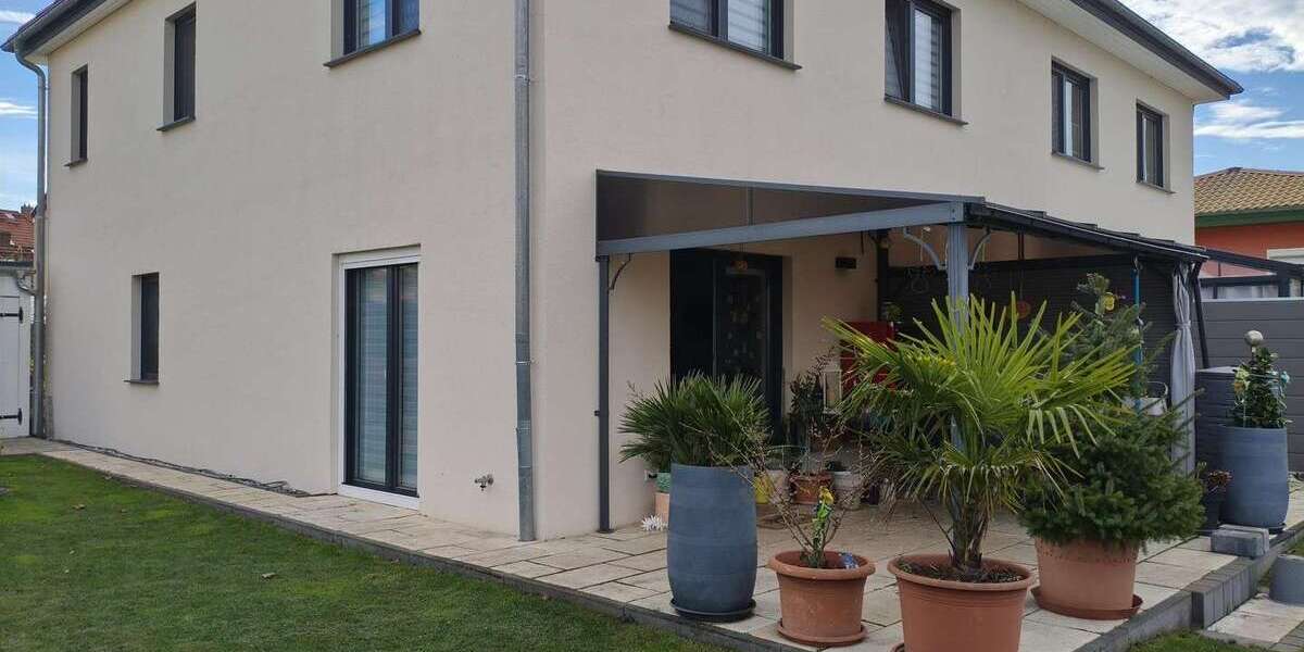 Haus zum Mieten in Mittenwalde 1.950 € 160 m² 5 zimmer