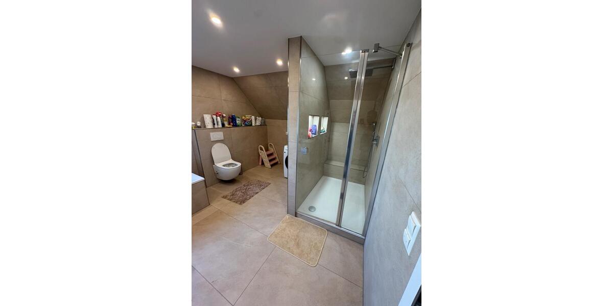 Wohnen auf Zeit Staufenberg - 4 Zimmer, 120 m&sup2;, 350&euro; | Angebot:25638958