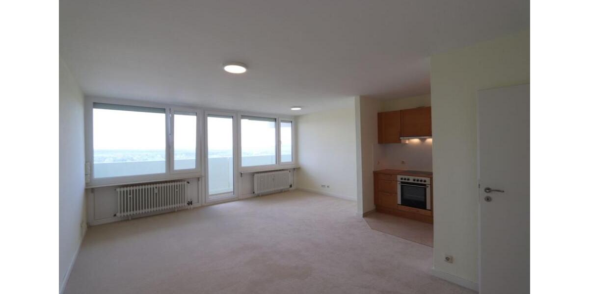 2,5 Zimmerwohnung, EBK, PKW-Stellplatz im 20. OG 2 zimmer