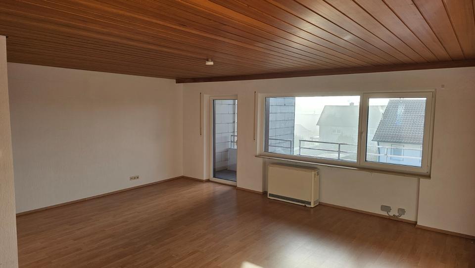Helle 3,5-Zimmer-Wohnung mit Balkon 3 zimmer