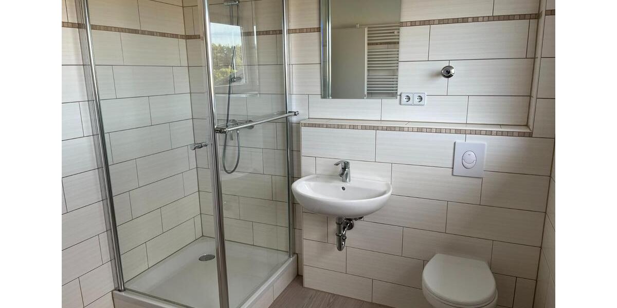 Dachgeschoßwohnung Neuhardenberg - 3 Zimmer, 87 m&sup2;, 609&euro; | Angebot:23699237