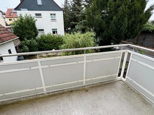 Etagenwohnung Wiesbaden Biebrich - 2 Zimmer, 45 m&sup2;, 880&euro; | Angebot:26506878